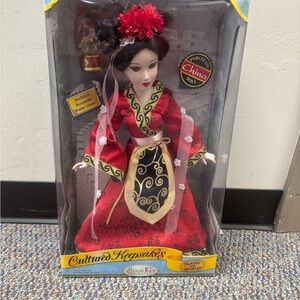 Brass Key Cultured Keepsakes Porcelain China Doll 2006 Collector's